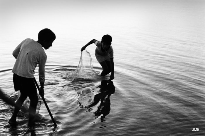 AÑO 1981 - BLANCO Y NEGRO - VIDA CAMPESINA EN PARAGUAY (JOSÉ MARÍA BLANCH)